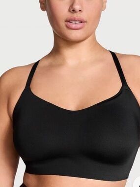 Victoria’s Secret VSX Elevate Stretch Comfort Strappy Back Sports Bra Medium